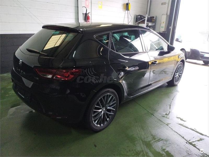 SEAT LEON 1.6 TDI 110cv StSp Style Connect Plus 5p.