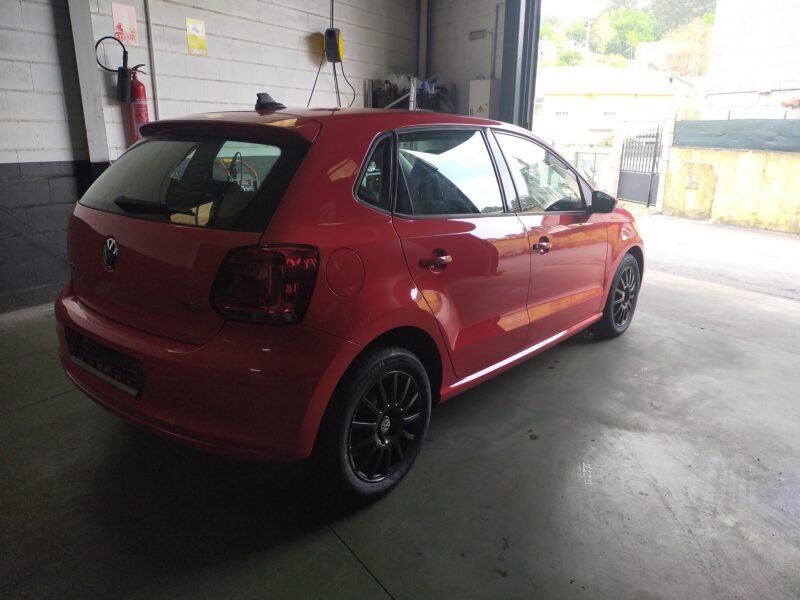 VOLSWAGEN POLO