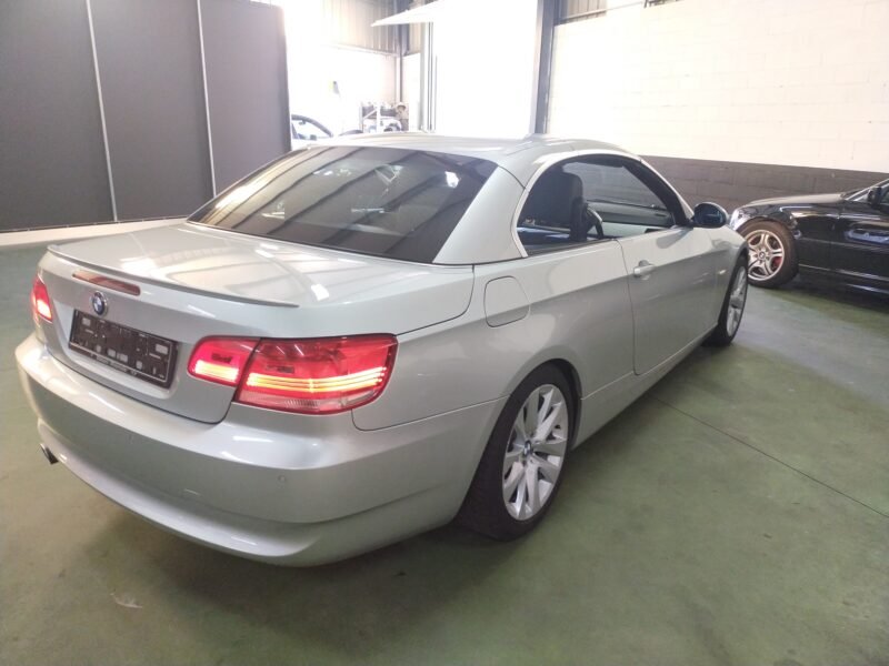 BMW 320 I CABRIO