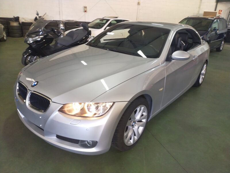 BMW 320 I CABRIO