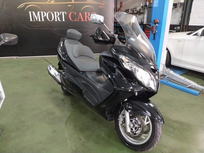 suzuki burgman 400c.c