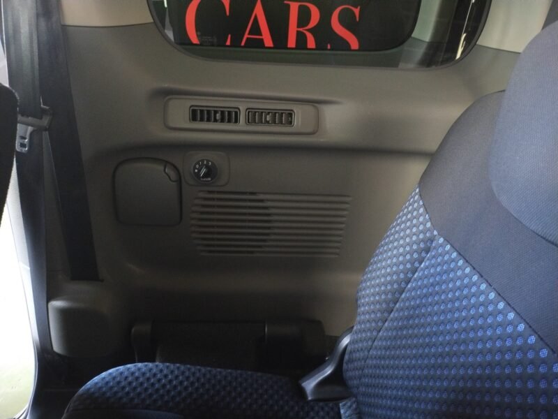 NISSAN NV 200 EVALIA