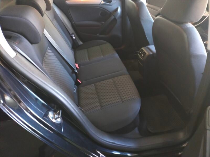 VOLSWAGEN GOLF VI 2.0 tdi