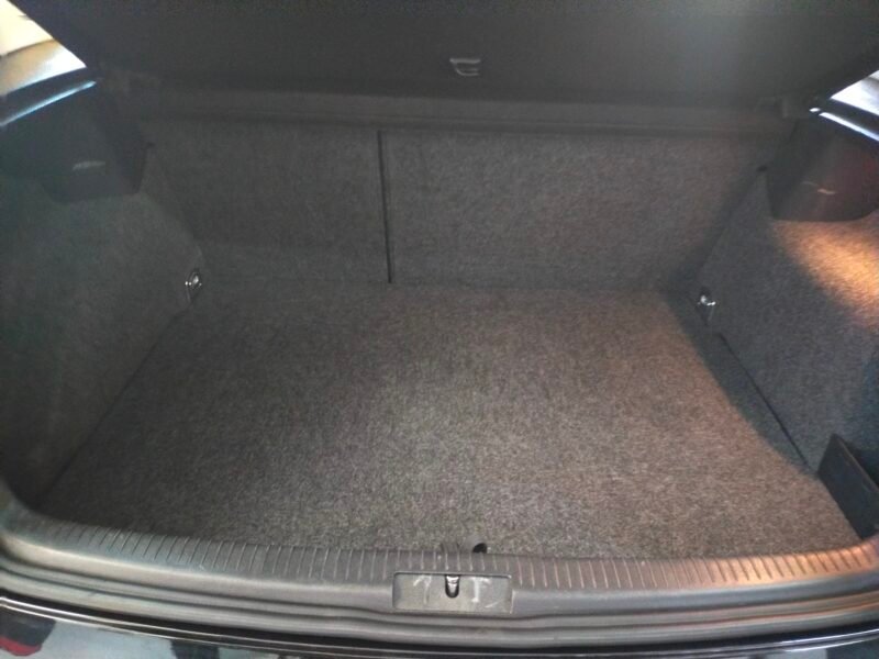 VOLSWAGEN GOLF VI 2.0 tdi