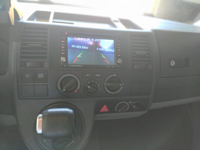 VOLSWAGEN CARAVELLE 2.5 130 C.V