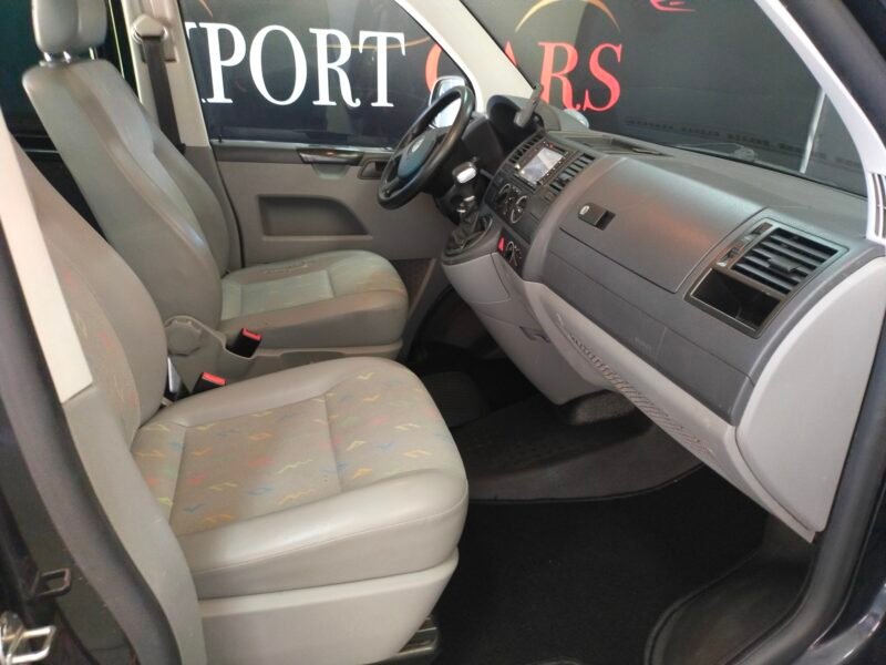 VOLSWAGEN CARAVELLE 2.5 130 C.V