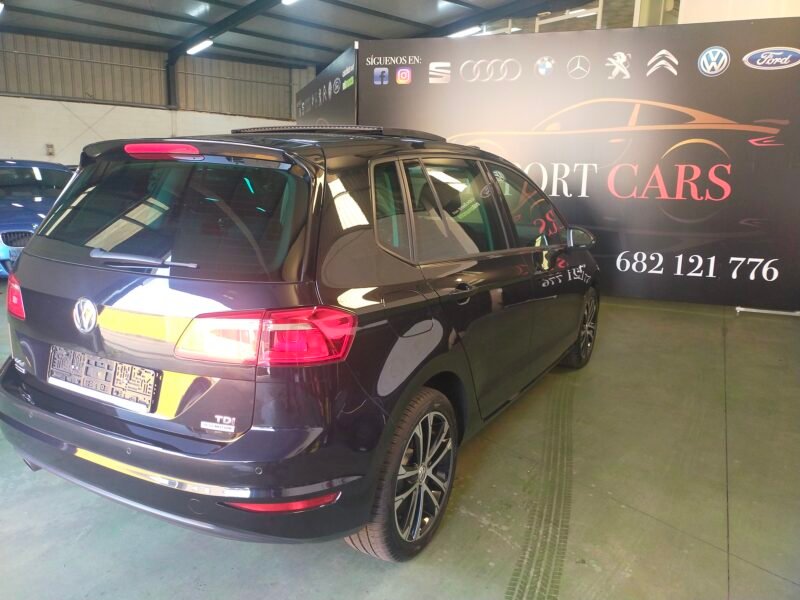 VOLSWAGEN GOLF VII SPORTVAN