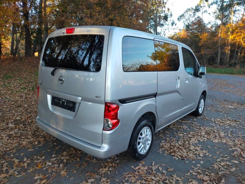 NISSAN NV 200 EVALIA 6 VELOCIDADES