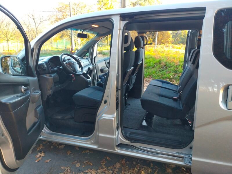 NISSAN NV 200 EVALIA 6 VELOCIDADES