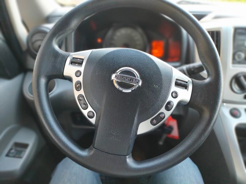 NISSAN NV 200 EVALIA 6 VELOCIDADES