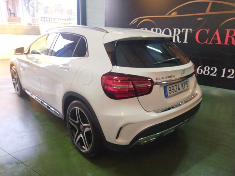 MERCEDES-BENZ GLA 200 CDI AMG