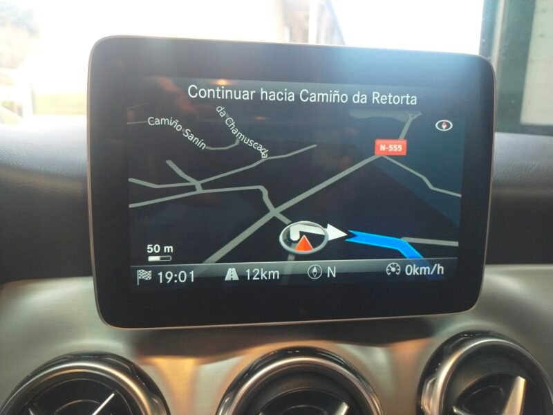 MERCEDES-BENZ GLA 200 CDI AMG