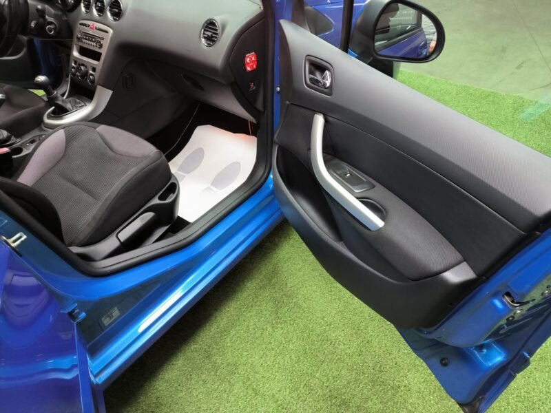 PEUGEOT 308 1.6 HDI PREMIUN