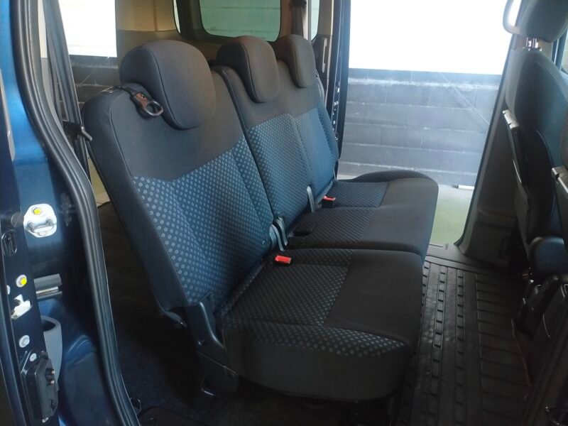 NISSAN NV 200 EVALIA