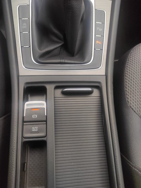 VOLKSWAGEN GOLF VII Business 1.6 TDI 105 cv Bluemotion 5p.