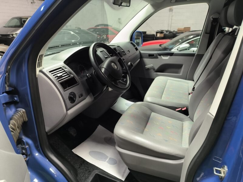 VOLSWAGEN CARAVELLE 9 PLAZAS 1.9 TDI