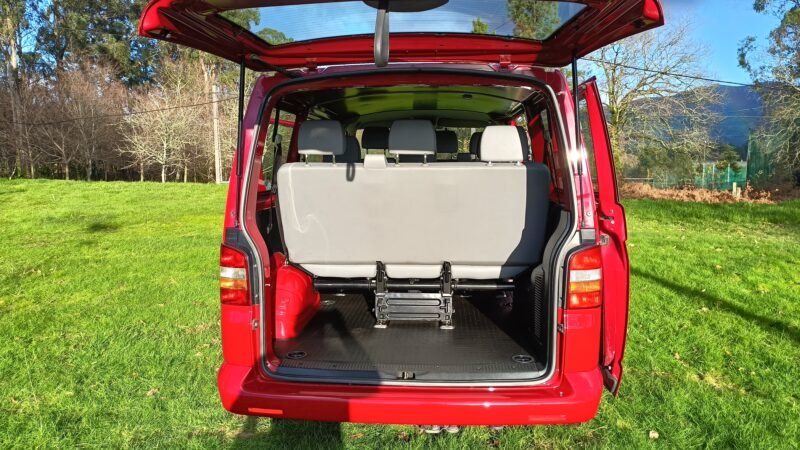 VOLSWAGEN TRANSPORTER 1.9 TDI 9 PLAZAS