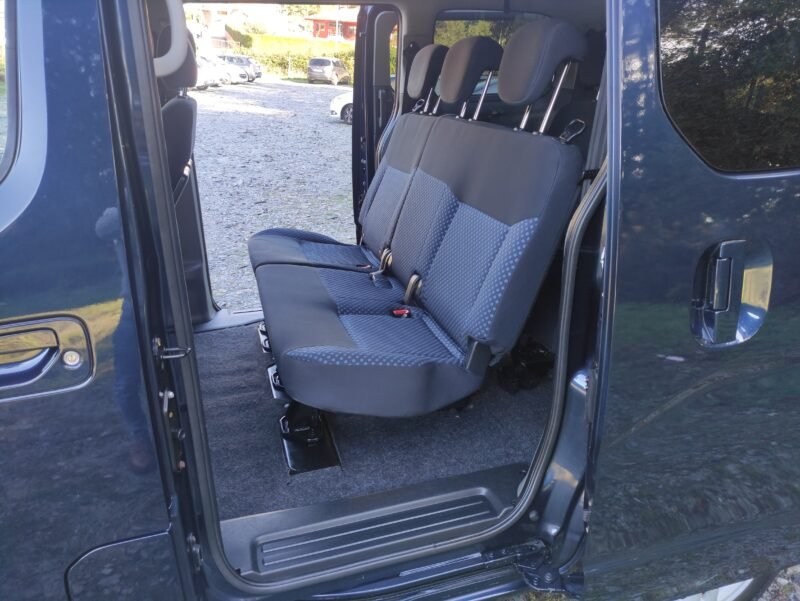 NISSAN NV 200 EVALIA 7 PLAZAS