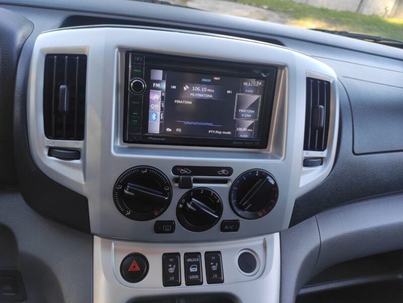 NISSAN NV 200 EVALIA 7 PLAZAS