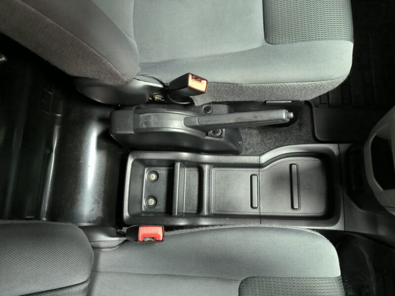 NISSAN NV 200 COMERCIAL