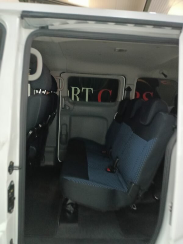 NISSAN NV 200 EVALIA 7 PLAZAS