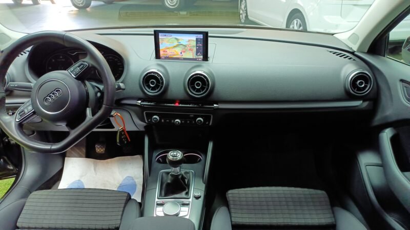 AUDI A3 SEDAN 2.0 TDI 150 SLINE