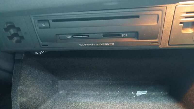 VOLSWAGEN Golf SPORTVAN