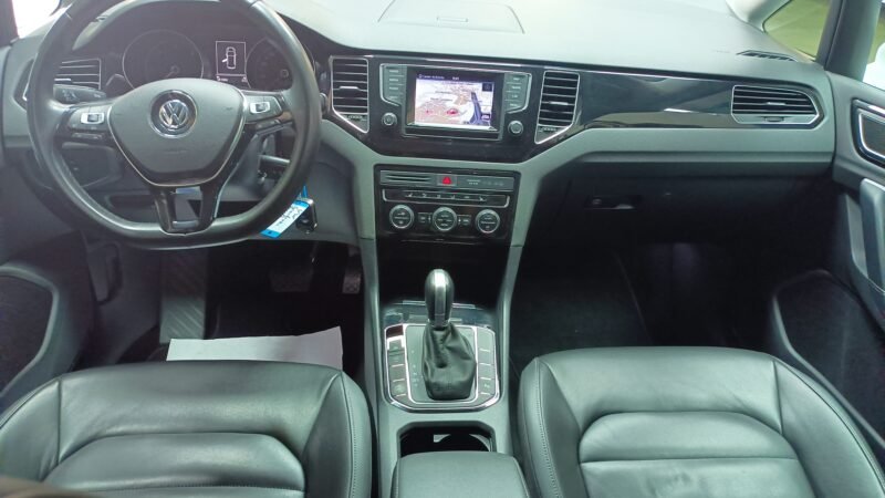 VOLSWAGEN Golf SPORTVAN