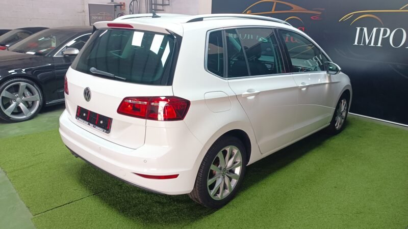VOLSWAGEN Golf SPORTVAN