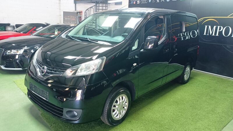 NISSAN NV 200 EVALIA NEGRA