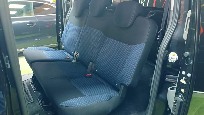 NISSAN NV 200 EVALIA NEGRA