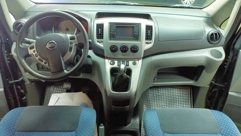 NISSAN NV 200 EVALIA NEGRA