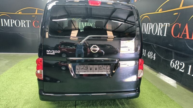NISSAN NV 200 EVALIA NEGRA