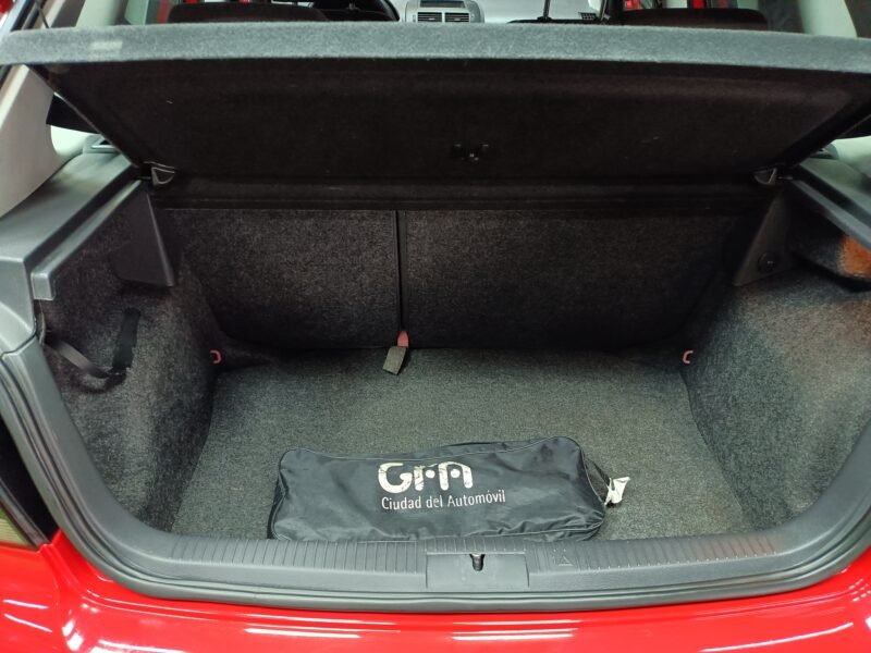 VOLKSWAGEN POLO 1.4 TDI 5 PUERTAS