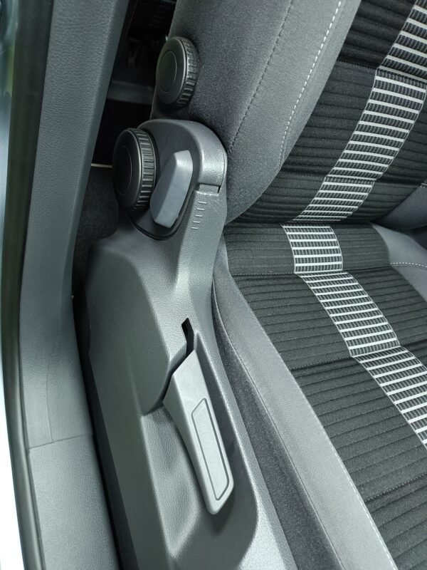 VOLKSWAGEN Touran 2.0 tdi 7 PLAZAS