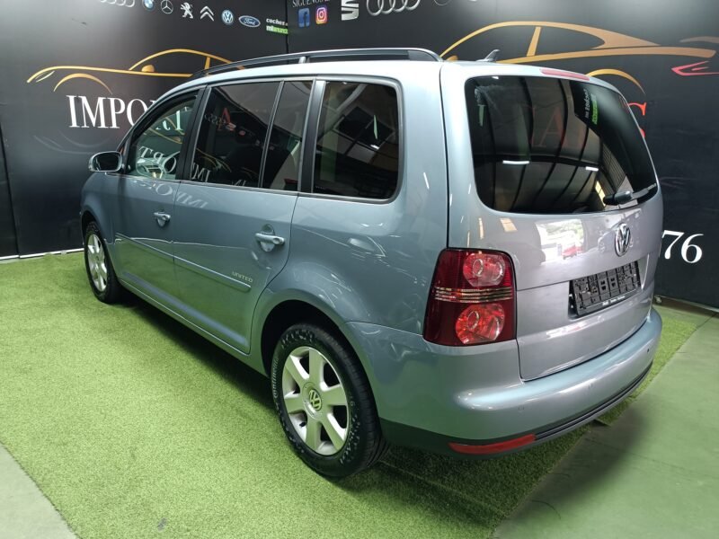 VOLKSWAGEN Touran 2.0 tdi 7 PLAZAS