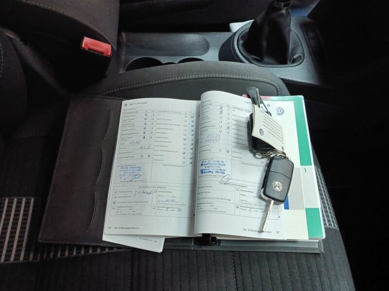 VOLKSWAGEN Touran 2.0 tdi 7 PLAZAS