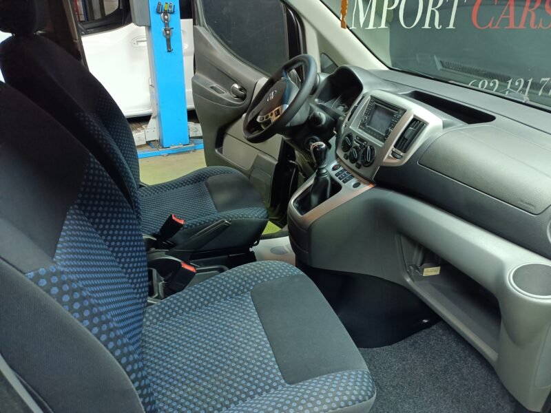 NISSAN NV 200 EVALIA 110 C.V 6 VELOCIDADES