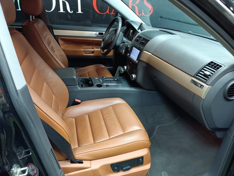 VOLSWAGEN TOUAREG 3.0 TDI