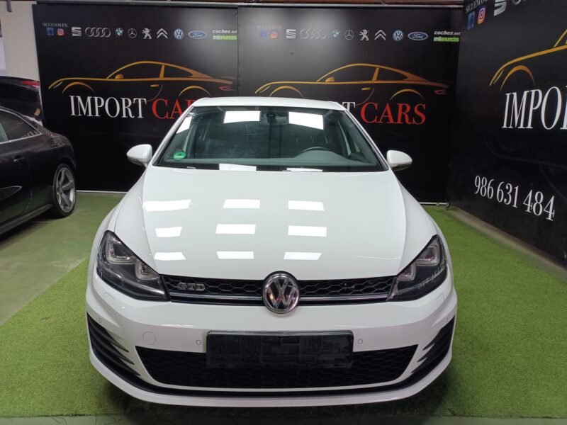 VOLSWAGEN Golf GTD