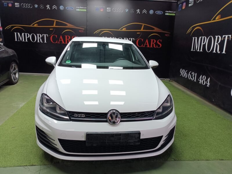 VOLSWAGEN Golf GTD