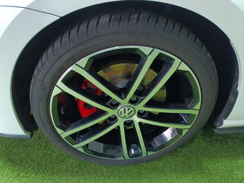 VOLSWAGEN Golf GTD
