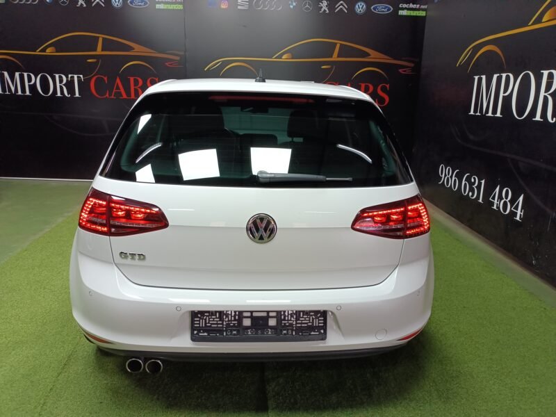 VOLSWAGEN Golf GTD
