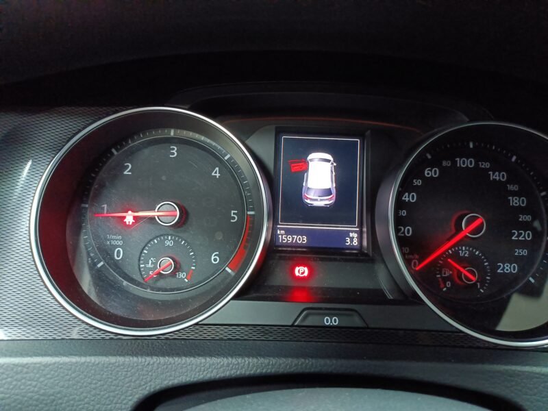 VOLSWAGEN Golf GTD