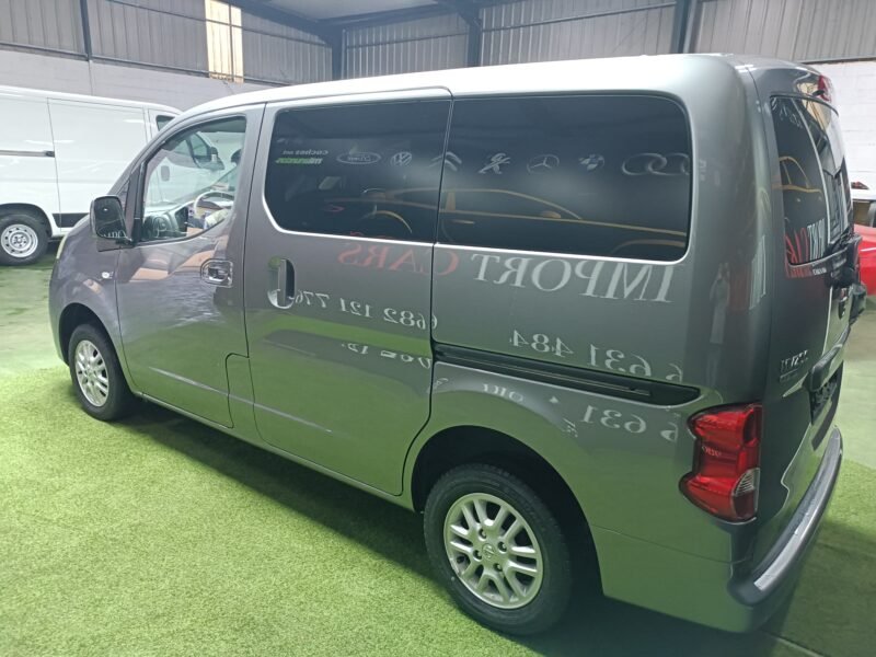 NISSAN NV 200 EVALIA 90 C.V 5 PLAZAS