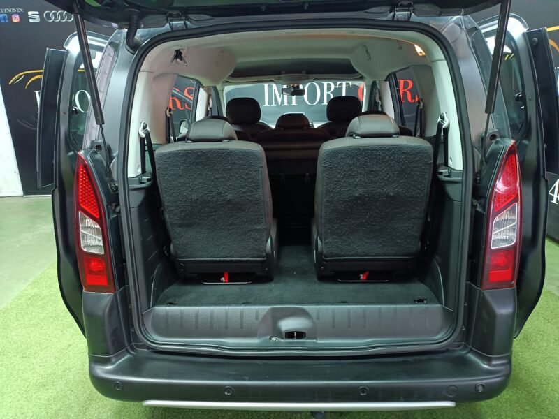 PEUGEOT PARTNERT HDI 7 PLAZAS OUTDOOR