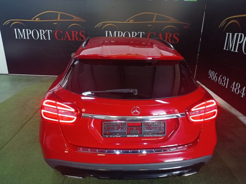 MERCEDES-BENZ GLA 200 200 CDI