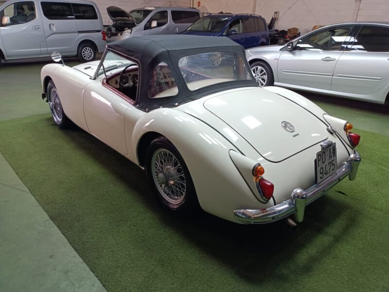 MG MK1 1.6 GASOLINA
