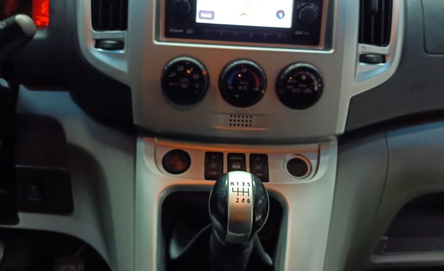 NISSAN NV 200 EVALIA