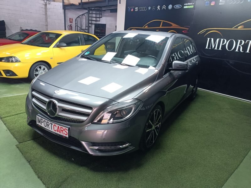MERCEDES-BENZ B220 220 CDI